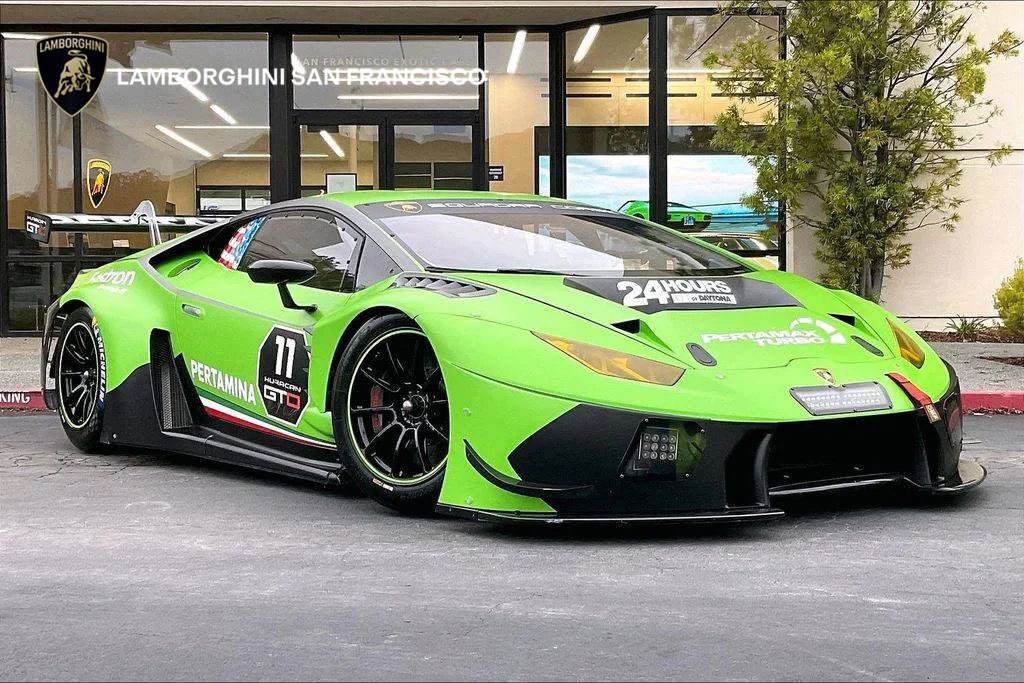 Used 2017 Lamborghini Huracan LP 610-4 AWD/4WD image 12