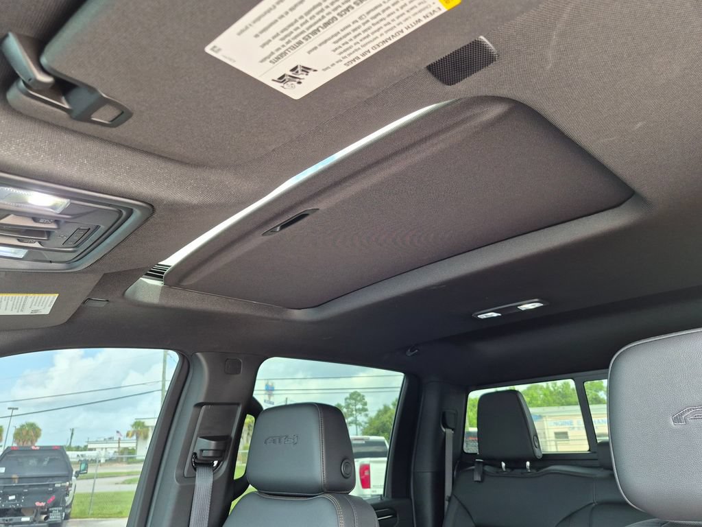 Used 2026 GMC Sierra 2500 AT4 w/ AT4 Premium Plus Package AWD/4WD image 36