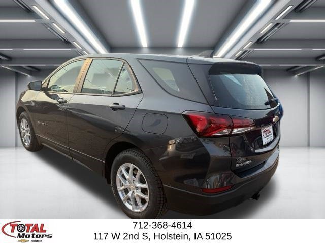 Used 2022 Chevrolet Equinox LS AWD/4WD image 6