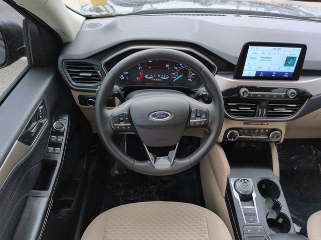 Used 2022 Ford Escape SE w/ Convenience Package FWD image 14