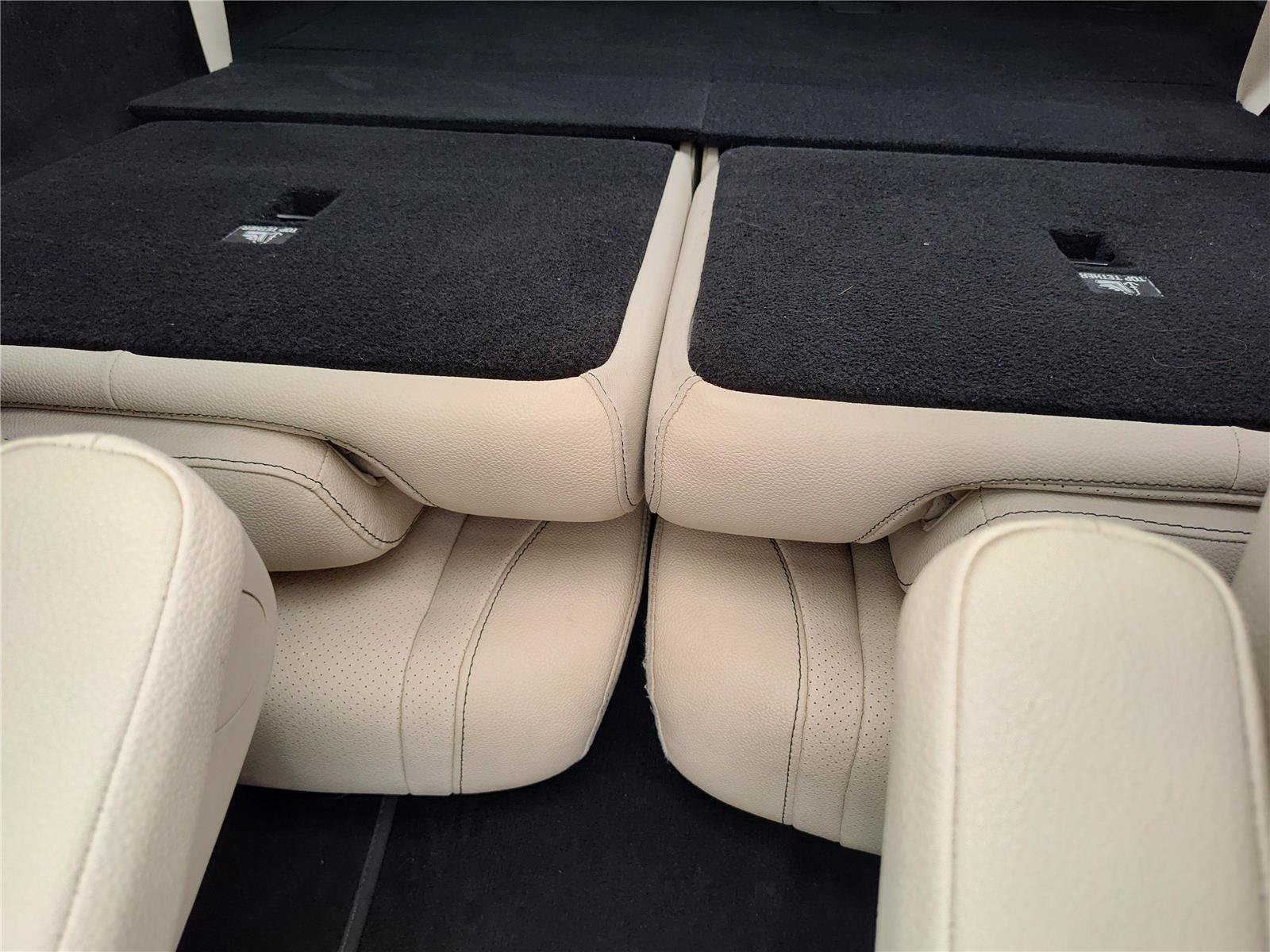 Used 2021 Mercedes-Benz GLS 450 4MATIC image 28
