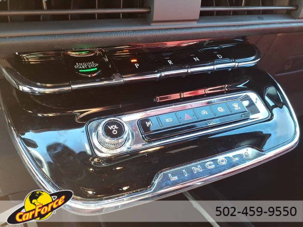 Used 2023 Lincoln Corsair Reserve w/ Equipment Group 201A image 26