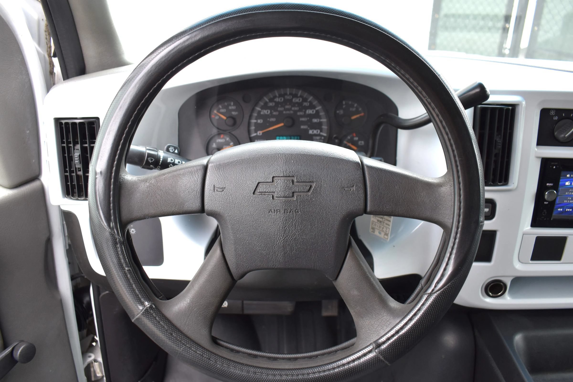 Used 2006 Chevrolet Express 3500 RWD image 57