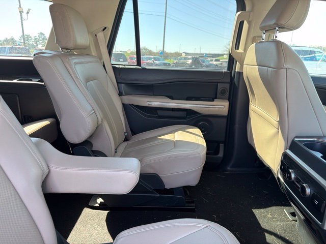 Used 2024 Ford Expedition Limited RWD image 34