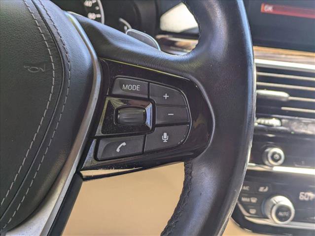 Used 2018 BMW 530e RWD image 13