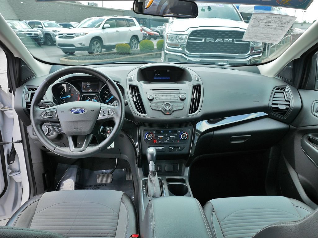 Used 2018 Ford Escape SE w/ SE Sport Appearance Package AWD/4WD image 18