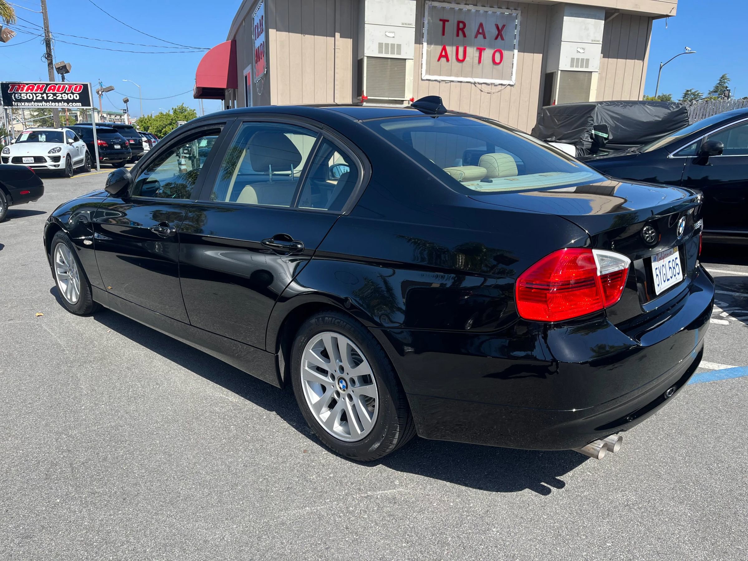 Used 2007 BMW 328i Sedan RWD image 5