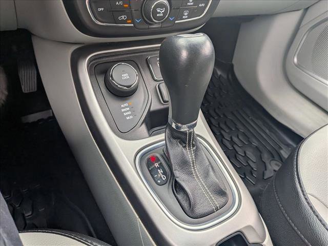 Used 2020 Jeep Compass Latitude image 17