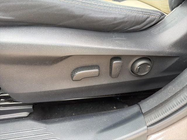 Used 2021 Subaru Outback Premium image 13