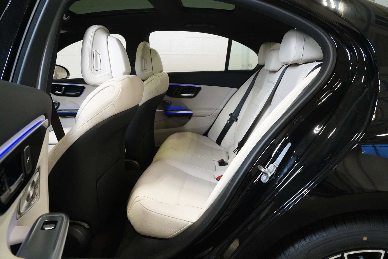 New 2026 Mercedes-Benz C 300 4MATIC Sedan image 16
