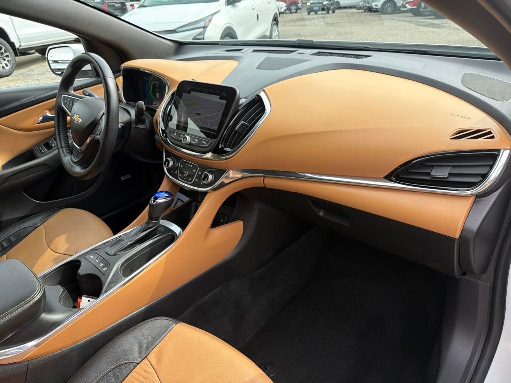 Used 2016 Chevrolet Volt Premier w/ Driver Confidence Package FWD image 19