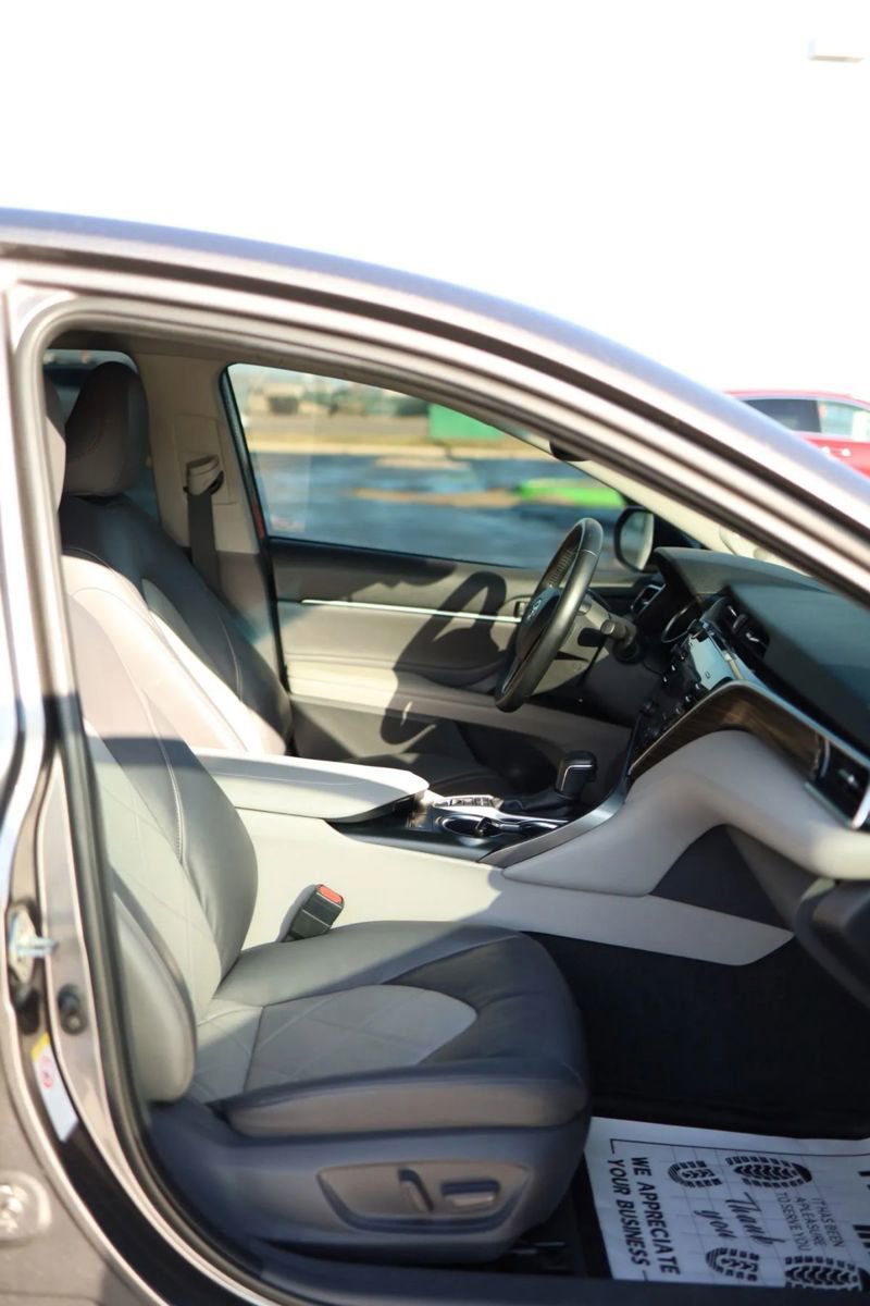 Used 2018 Toyota Camry XLE w/ Driver Assist Package FWD image 54