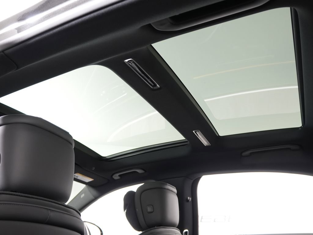 Certified 2025 Mercedes-Benz S 580 4MATIC Sedan image 17