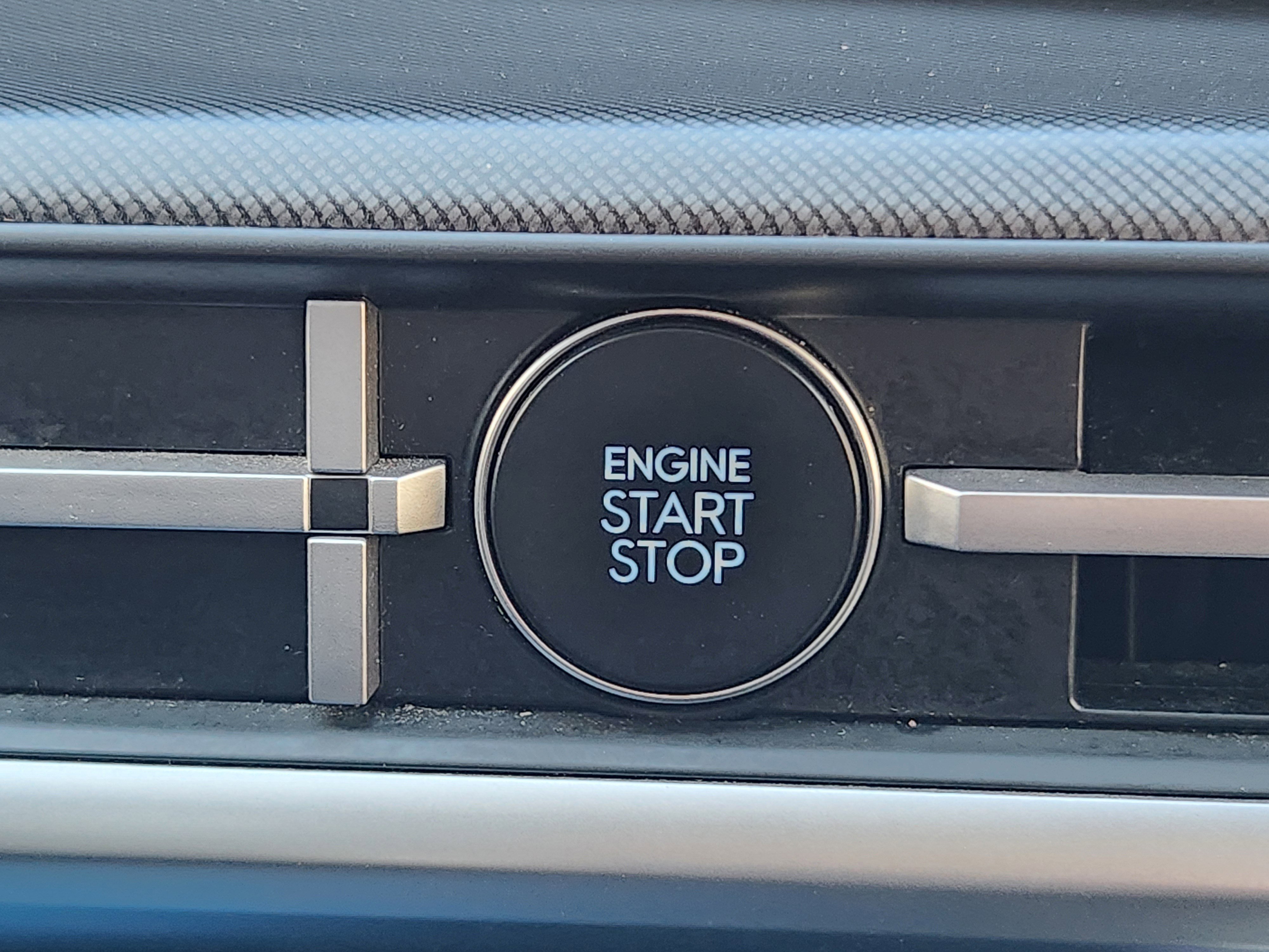 Used 2024 Hyundai Santa Fe SEL image 26