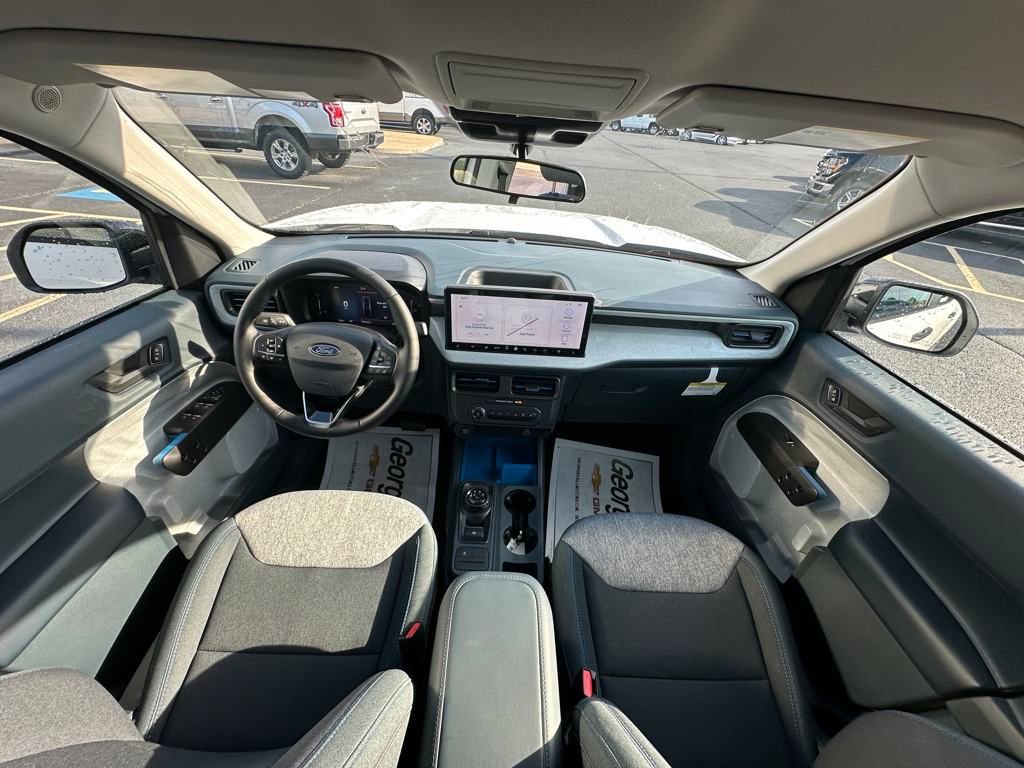 New 2025 Ford Maverick XLT w/ XLT Luxury Package image 5