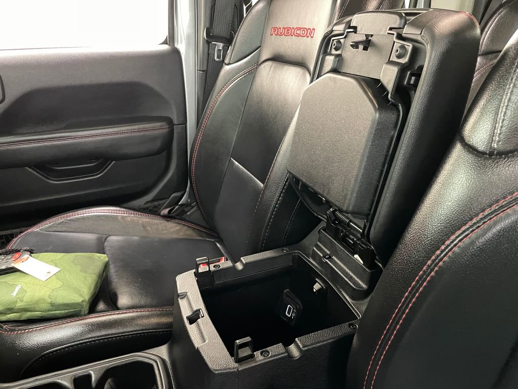 Used 2020 Jeep Gladiator Rubicon AWD/4WD image 32