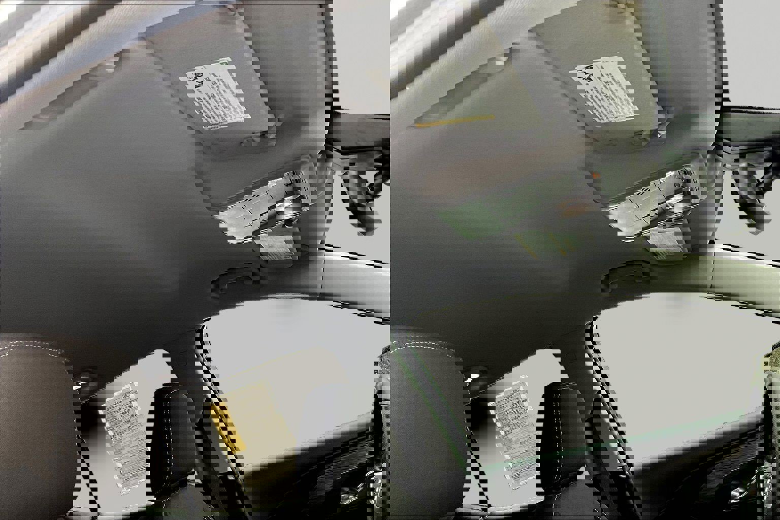 Used 2024 GMC Terrain SLE w/ Driver Convenience Package image 19