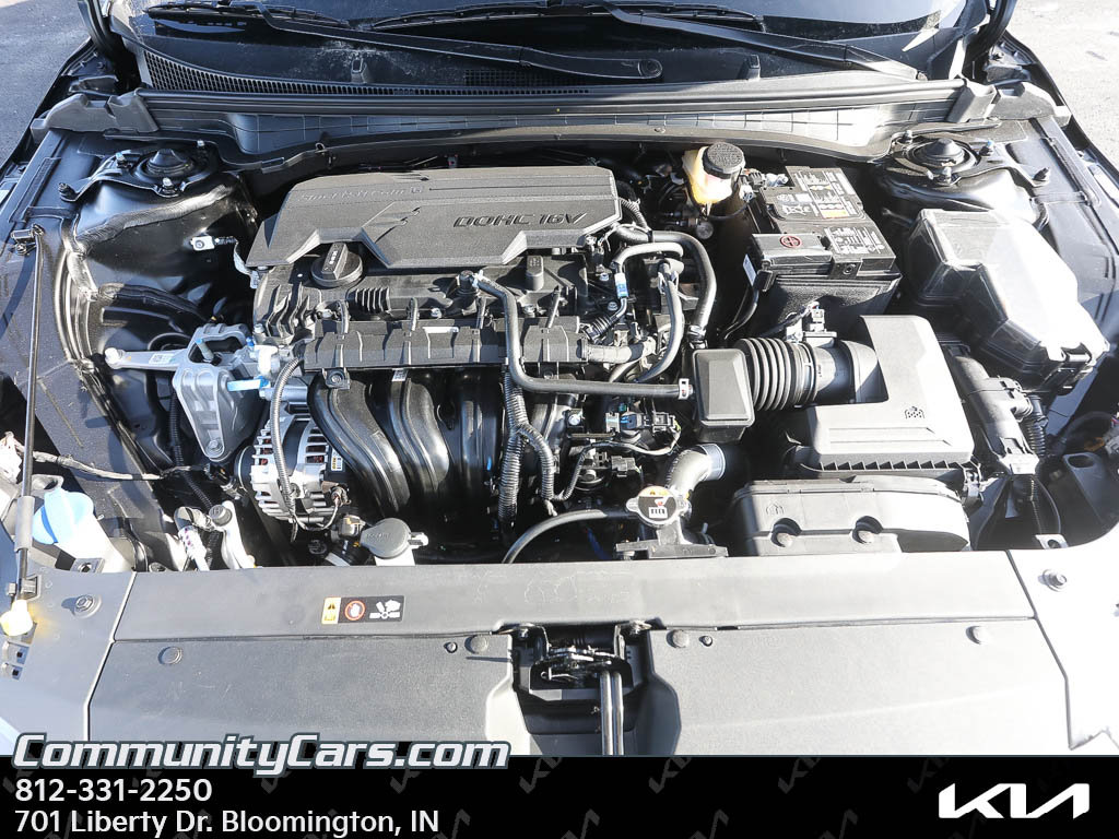 New 2025 Kia K4 LXS image 17