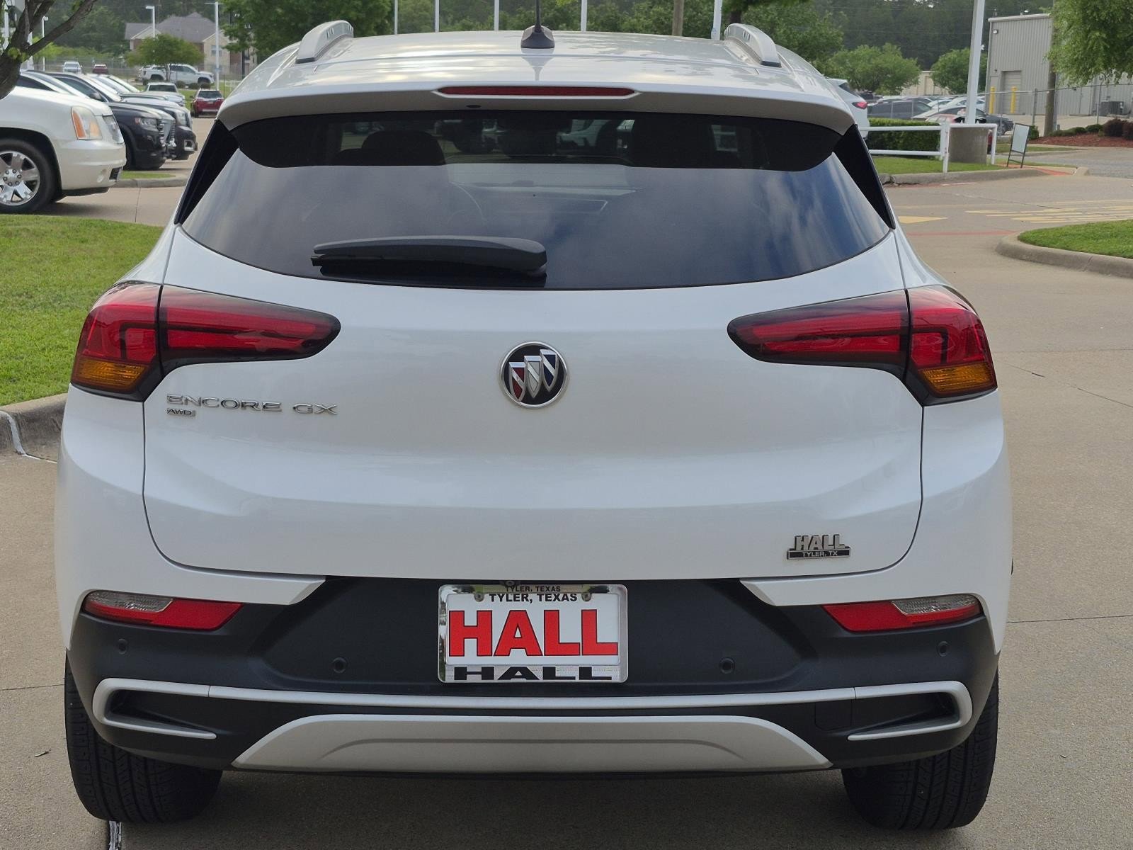 Certified 2020 Buick Encore GX Select w/ Advanced Technology Package AWD/4WD image 5