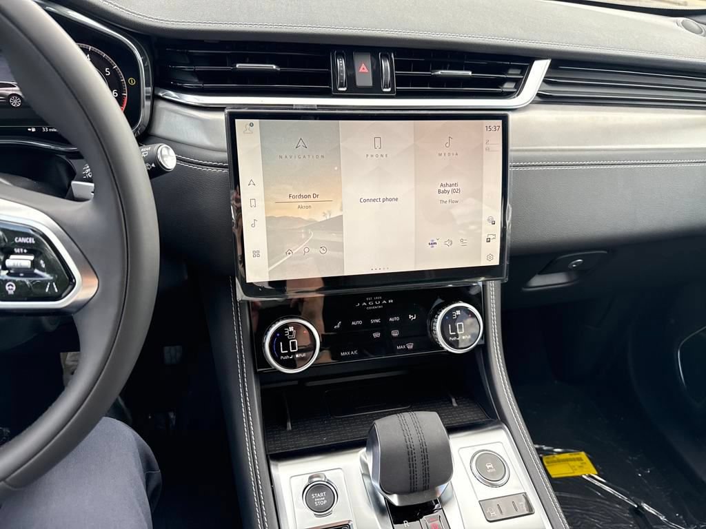 New 2026 Jaguar F-PACE R-Dynamic S AWD/4WD image 13