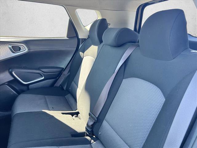 Used 2022 Kia Soul LX w/ Technology Package FWD image 19
