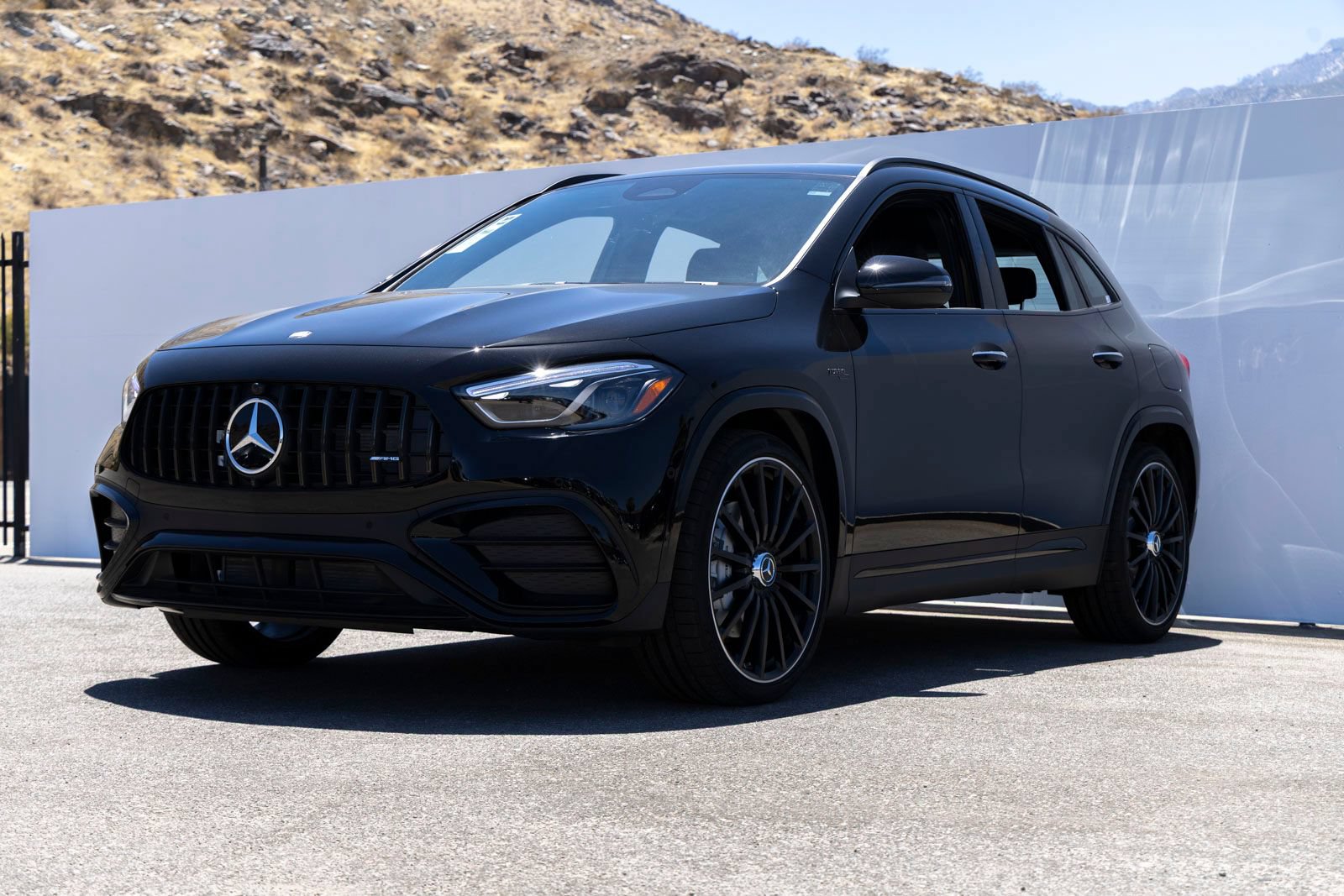 New 2026 Mercedes-Benz GLA 35 AMG 4MATIC image 5