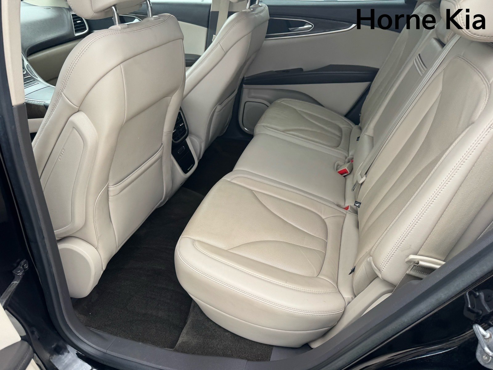Used 2018 Lincoln MKX Reserve AWD/4WD image 12
