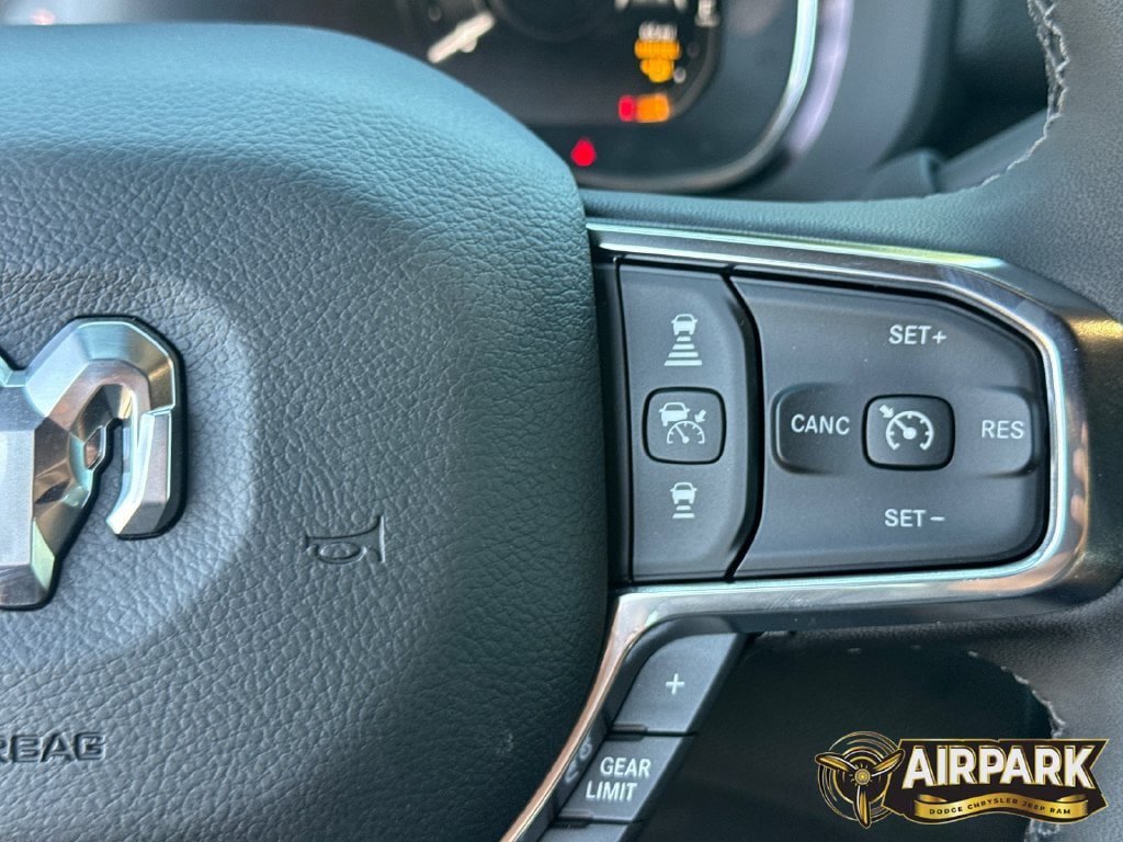 New 2026 RAM 2500 Laramie AWD/4WD image 23