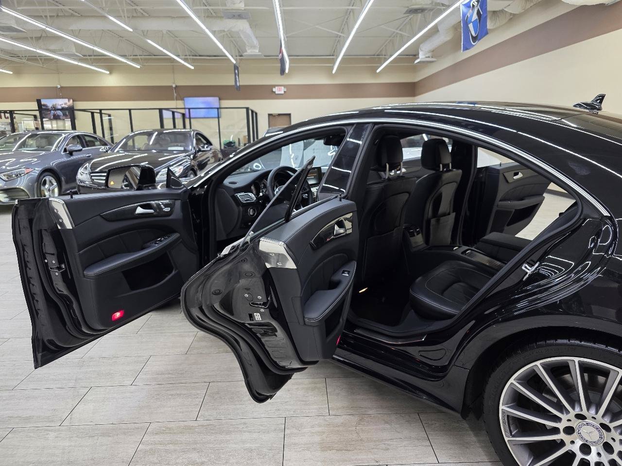 Used 2015 Mercedes-Benz CLS 550 image 16