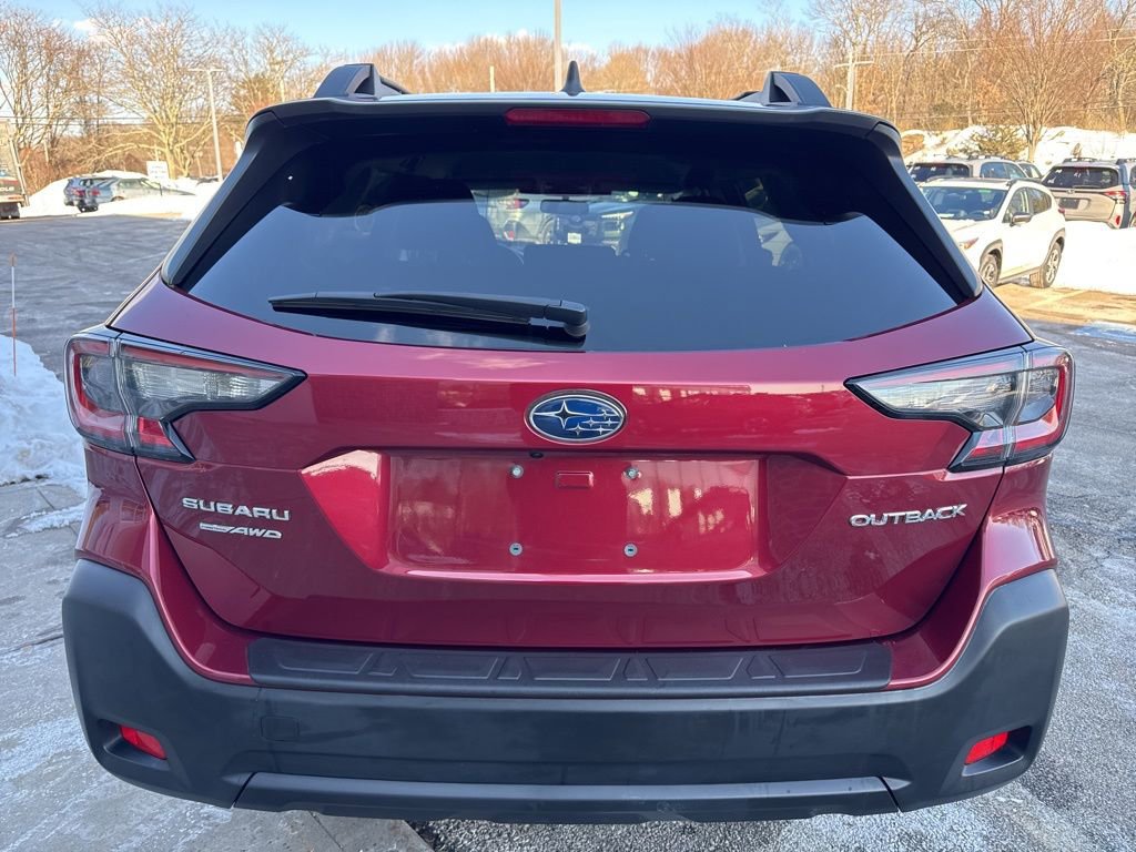 Used 2024 Subaru Outback Premium image 3