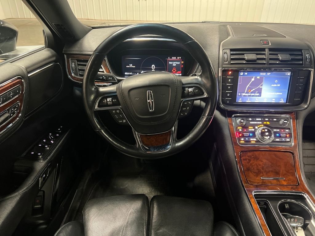 Used 2019 Lincoln Continental Select w/ Continental Climate Package image 13