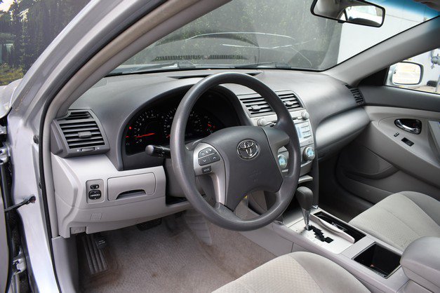 Used 2009 Toyota Camry LE FWD image 14