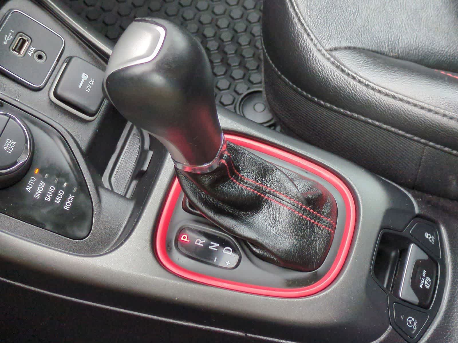 Used 2019 Jeep Compass Trailhawk AWD/4WD image 24
