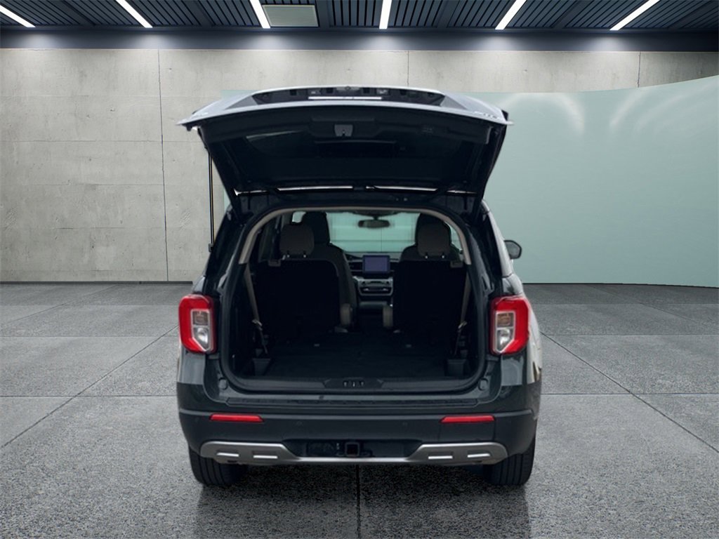 Used 2023 Ford Explorer XLT w/ Equipment Group 202A image 37