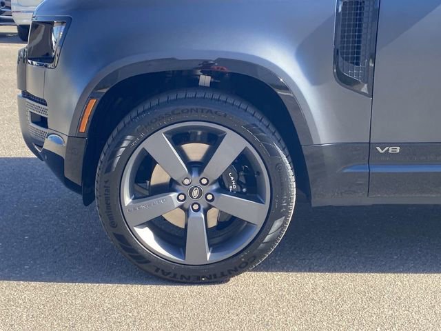 Used 2024 Land Rover Defender 110 Carpathian Edition image 10