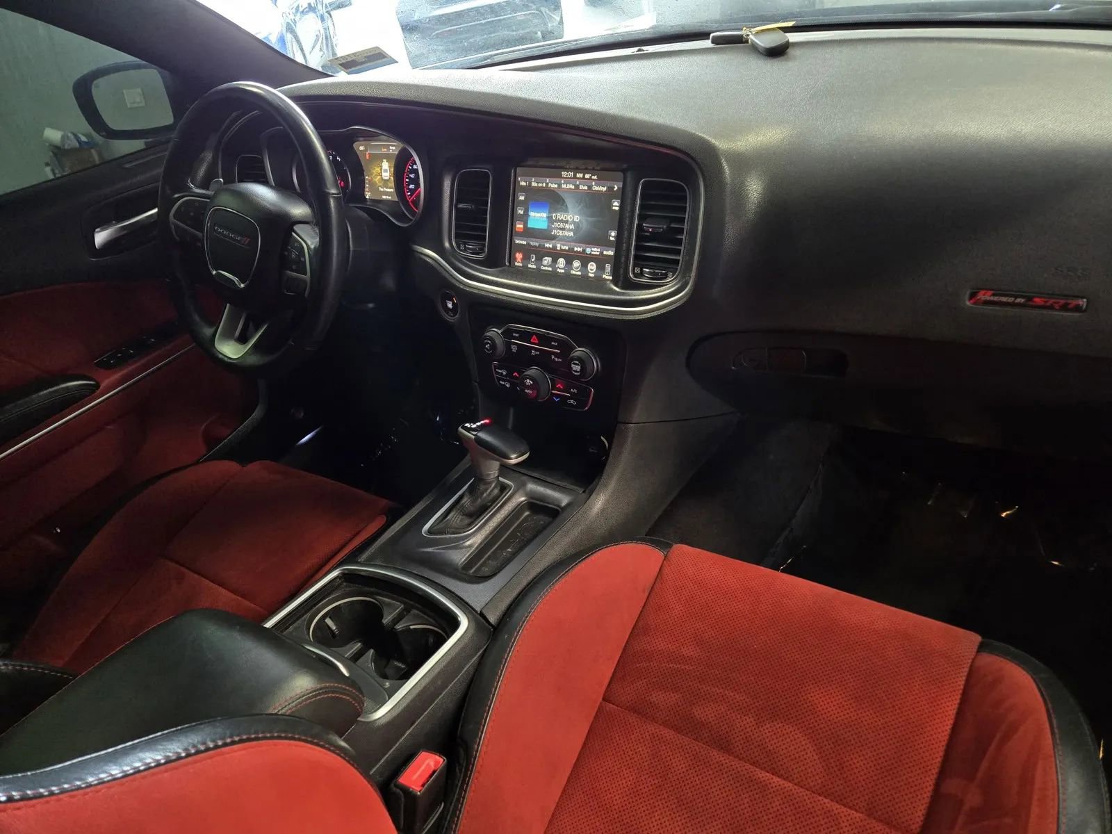 Used 2016 Dodge Charger R/T Scat Pack w/ Beats Audio Group RWD image 5