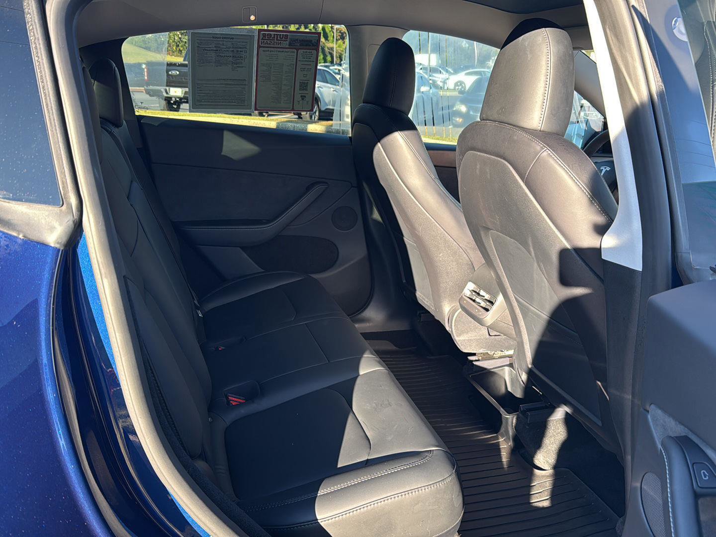 Used 2023 Tesla Model Y Long Range image 11