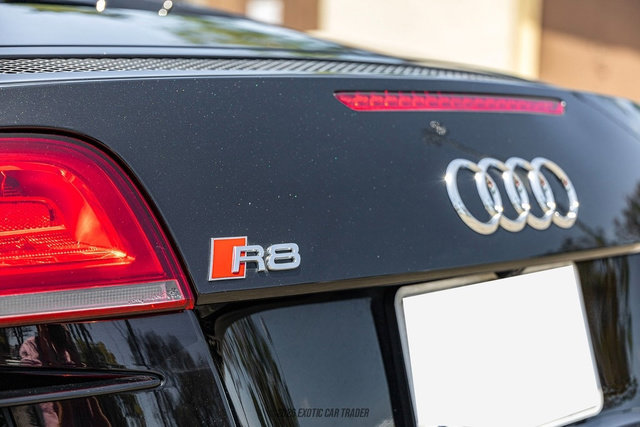 Used 2014 Audi R8 V10 w/ Full Leather Package AWD/4WD image 53