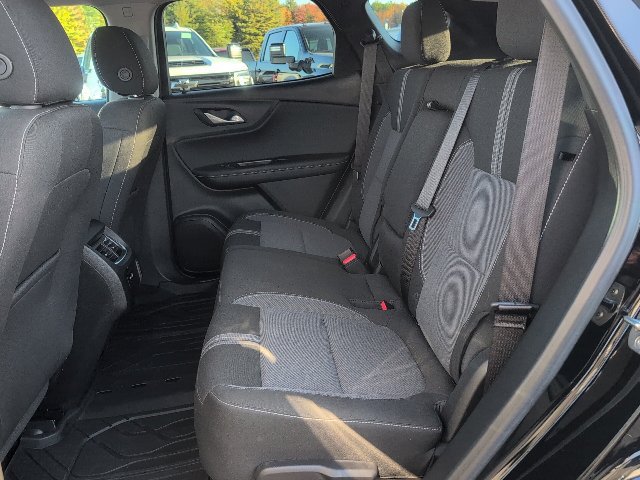 Used 2024 Chevrolet Blazer LT w/ Convenience Package FWD image 29