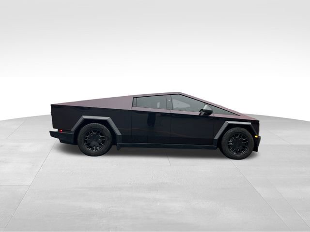 Used 2024 Tesla Cybertruck AWD Crew Cab image 7