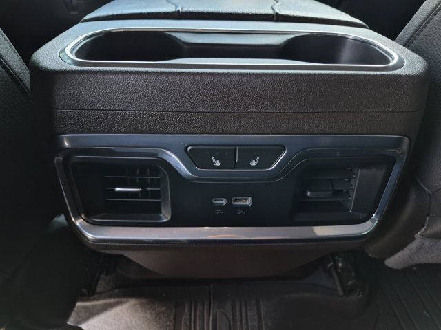 Used 2024 GMC Sierra 3500 Denali w/ Denali Reserve Package AWD/4WD image 14