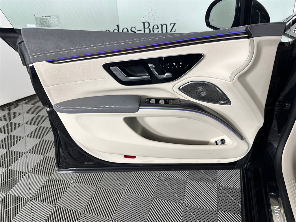Used 2023 Mercedes-Benz EQS 450+ Sedan image 10