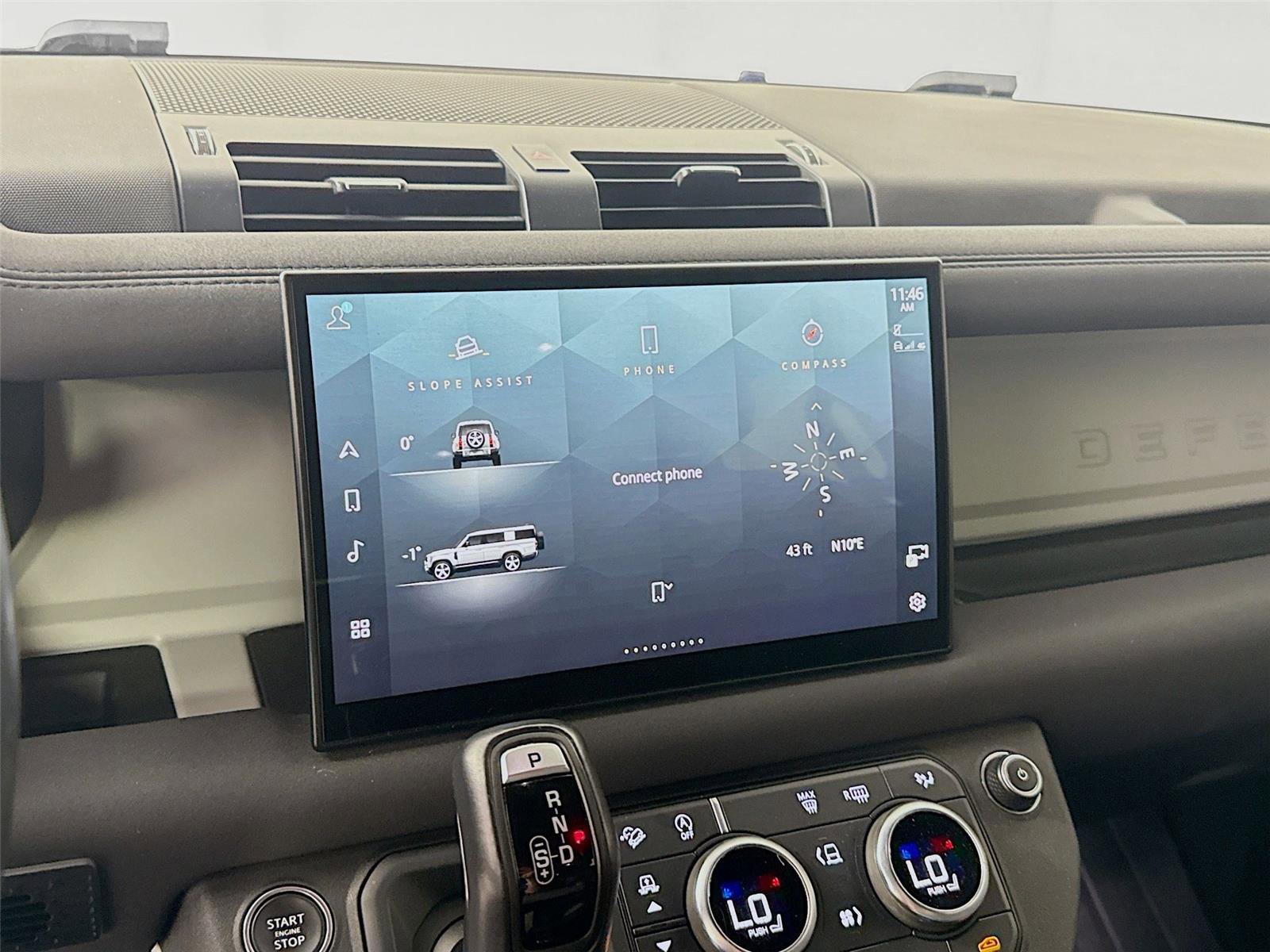 Used 2023 Land Rover Defender 130 S image 9