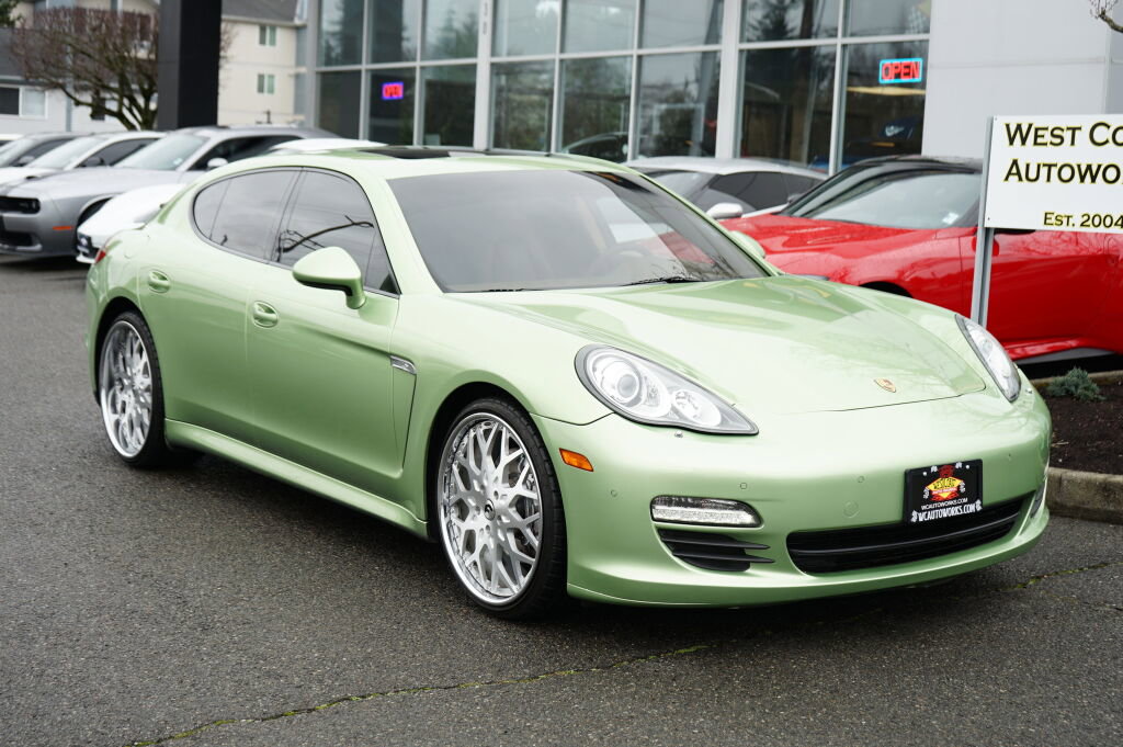 Used 2011 Porsche Panamera 4 image 8