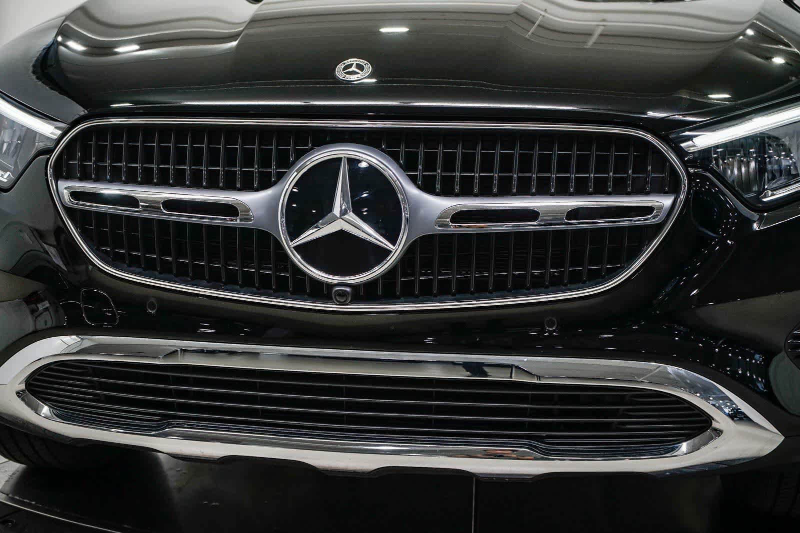 Certified 2025 Mercedes-Benz GLC 350e 4MATIC image 8