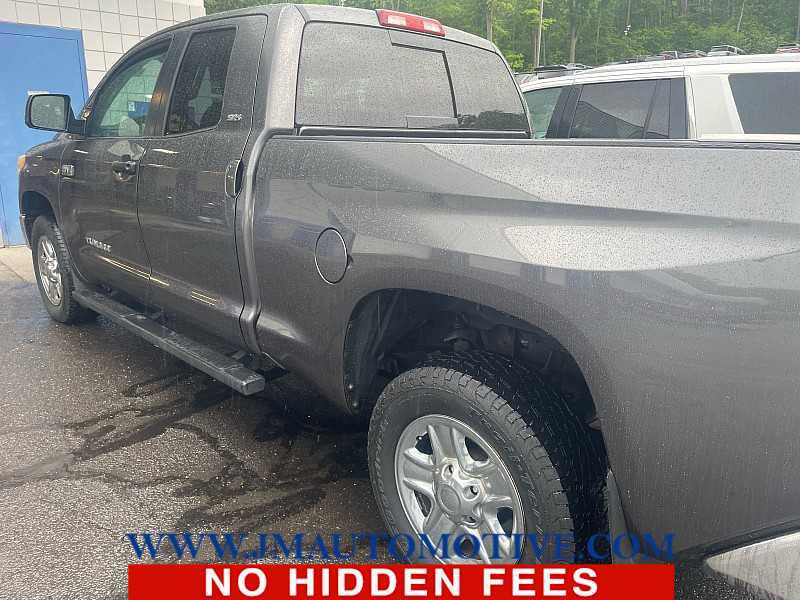 Used 2014 Toyota Tundra SR5 AWD/4WD image 3