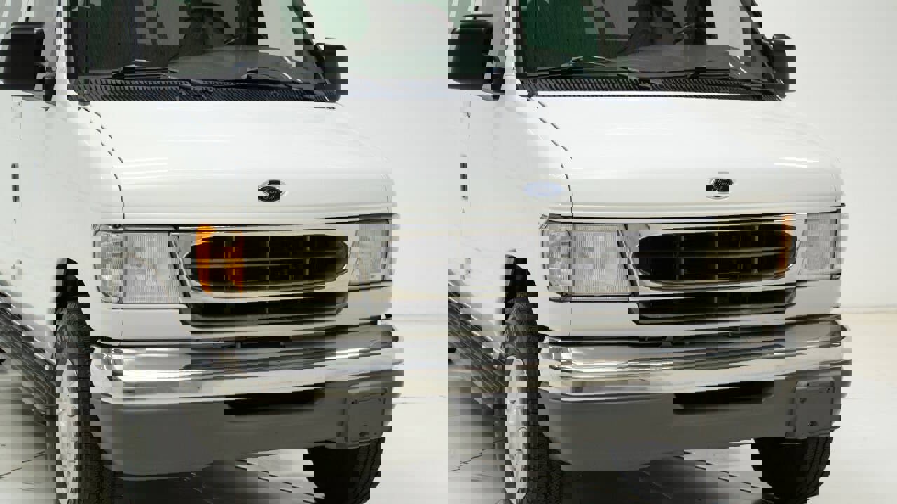 Used 2001 Ford E-350 and Econoline 350 XLT image 10