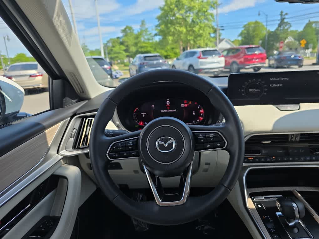 Used 2025 MAZDA CX-90 Plug-In Hybrid w/ Premium Plus AWD/4WD image 18