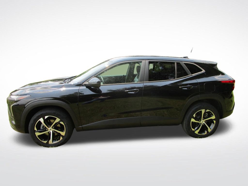 Used 2024 Chevrolet Trax RS FWD image 3