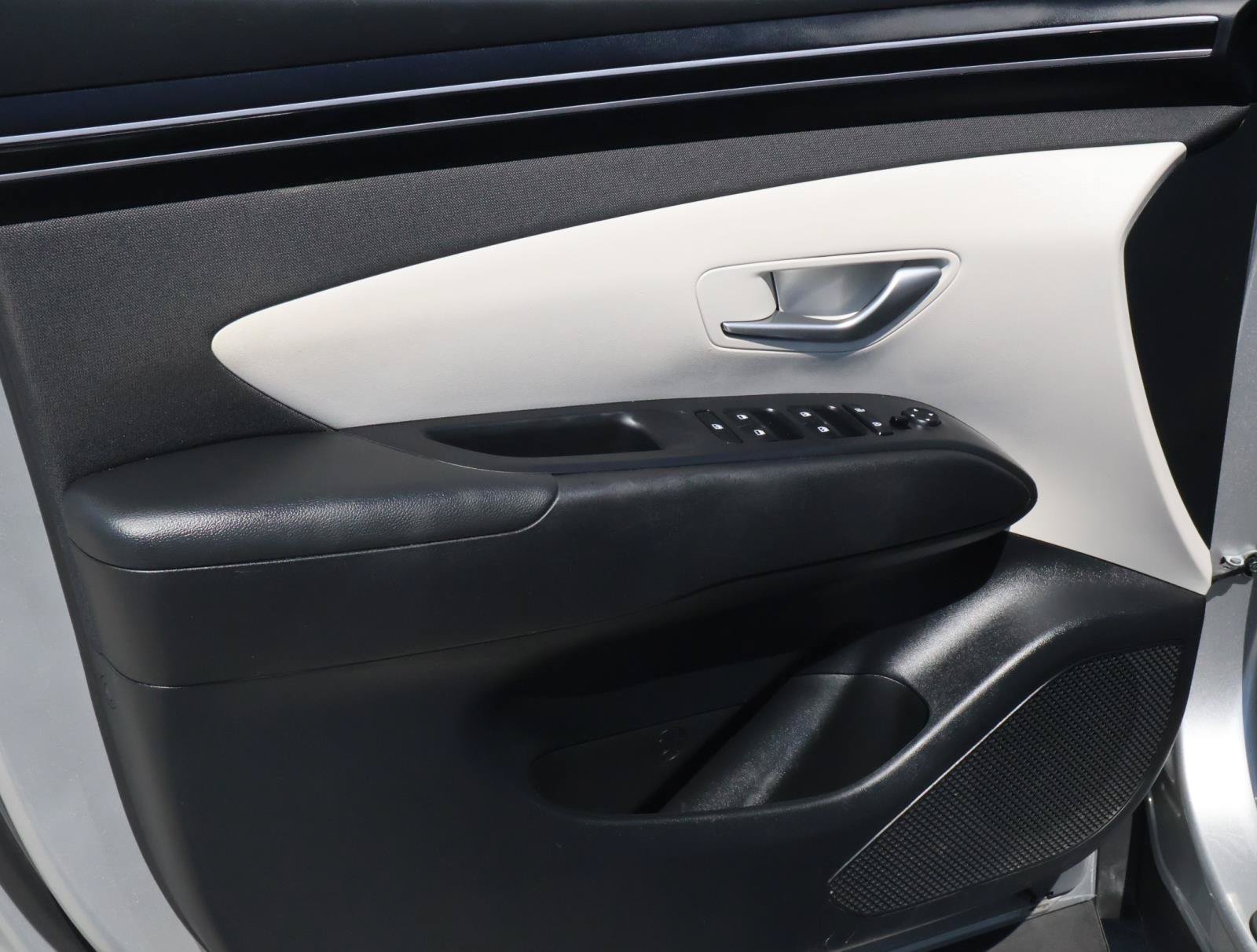 Used 2023 Hyundai Tucson SEL w/ Convenience Package FWD image 15